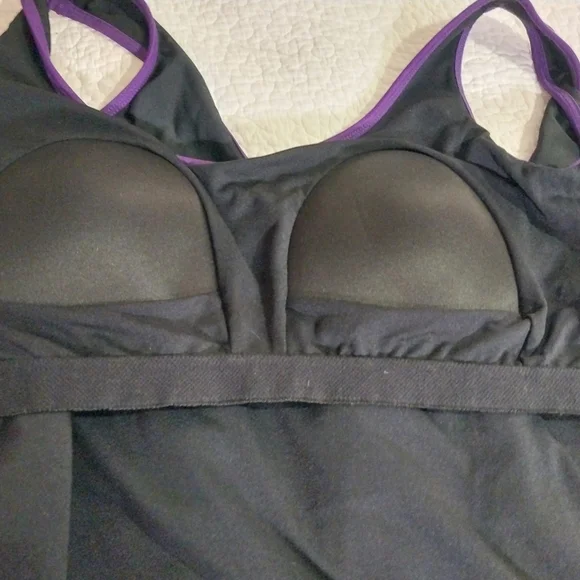 Catalina NWOT Women's 22W Black  and Purple One Piece Swimsuit - Picture 9 of 11